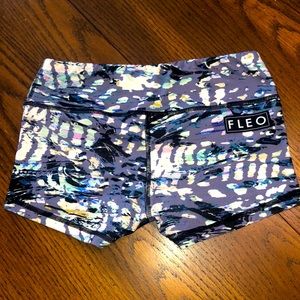 Used Fleo Low Rise Contour shorts size Small